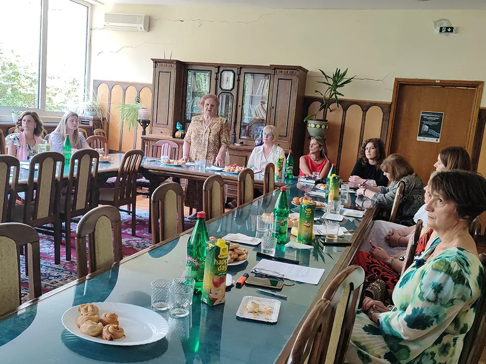 31-okrugli-sto-16 31-okrugli-sto-16