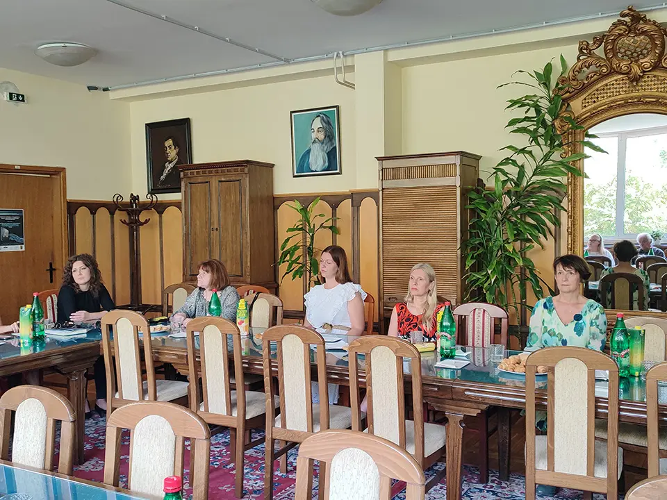 31-okrugli-sto-17 31-okrugli-sto-17