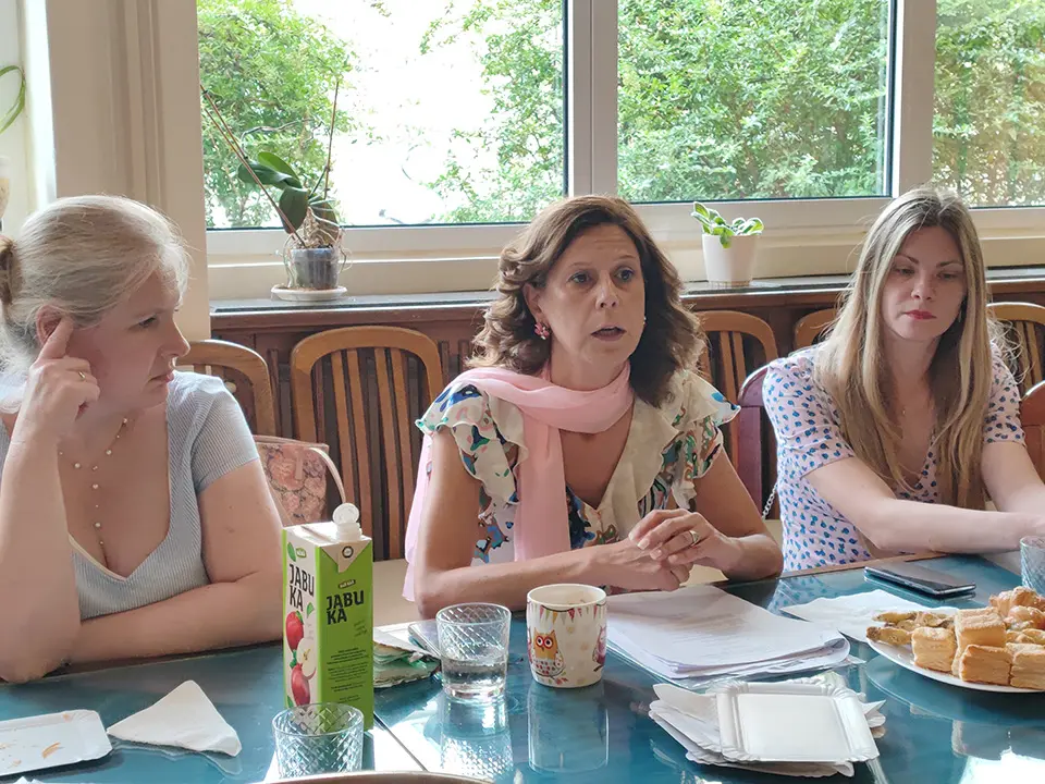 31-okrugli-sto-37 31-okrugli-sto-37