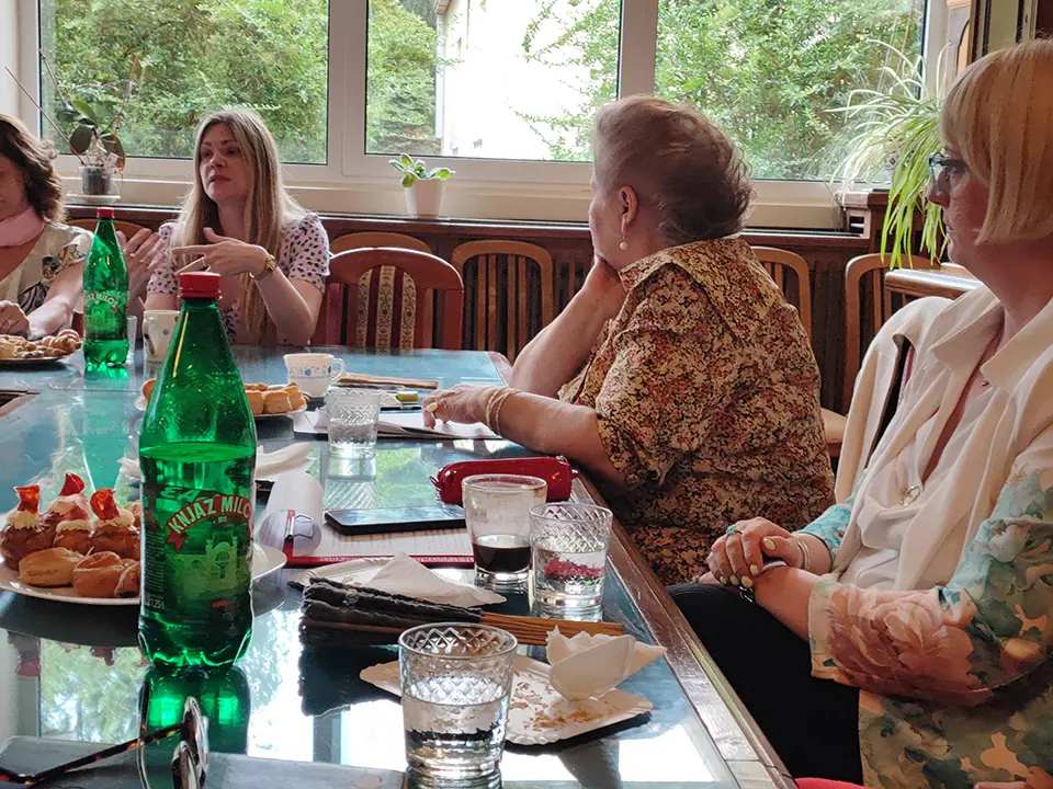 31-okrugli-sto-40 31-okrugli-sto-40